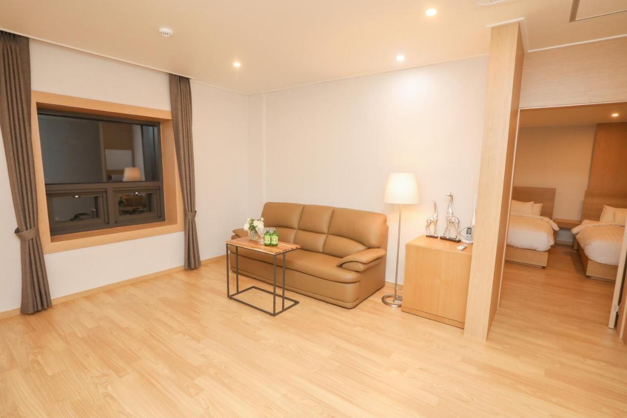 Daedunsan Hotel Wanju Esterno foto