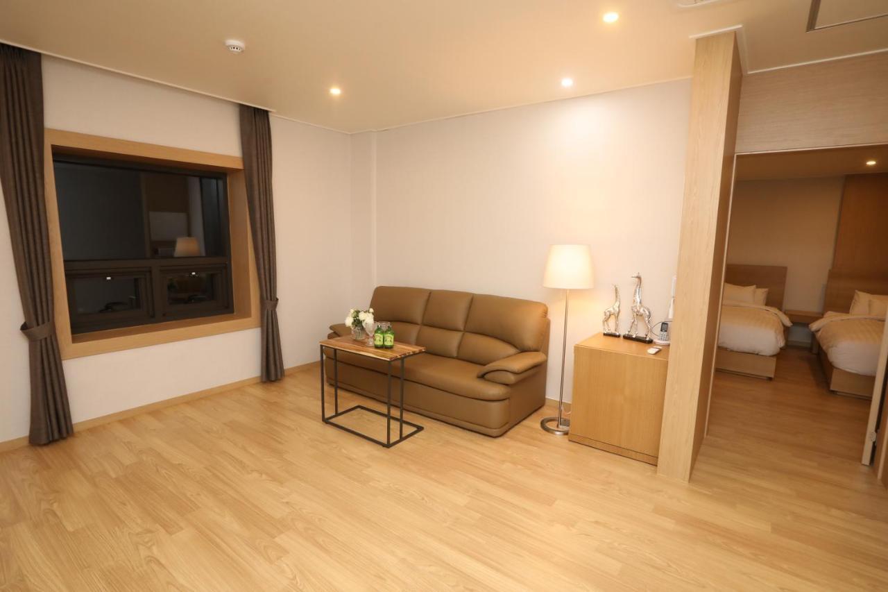 Daedunsan Hotel Wanju Esterno foto